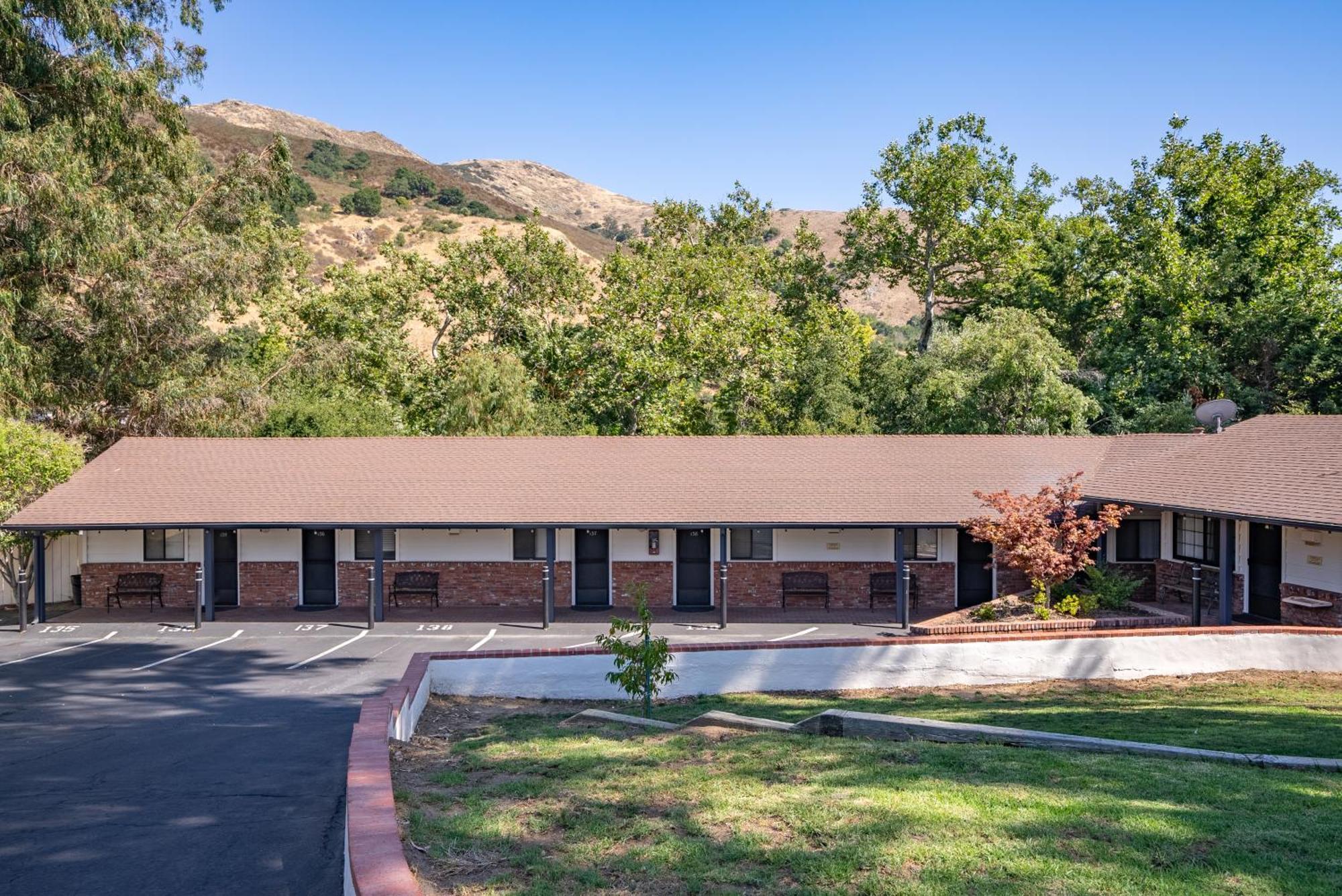 Peach Tree Inn San Luis Obispo Exterior photo