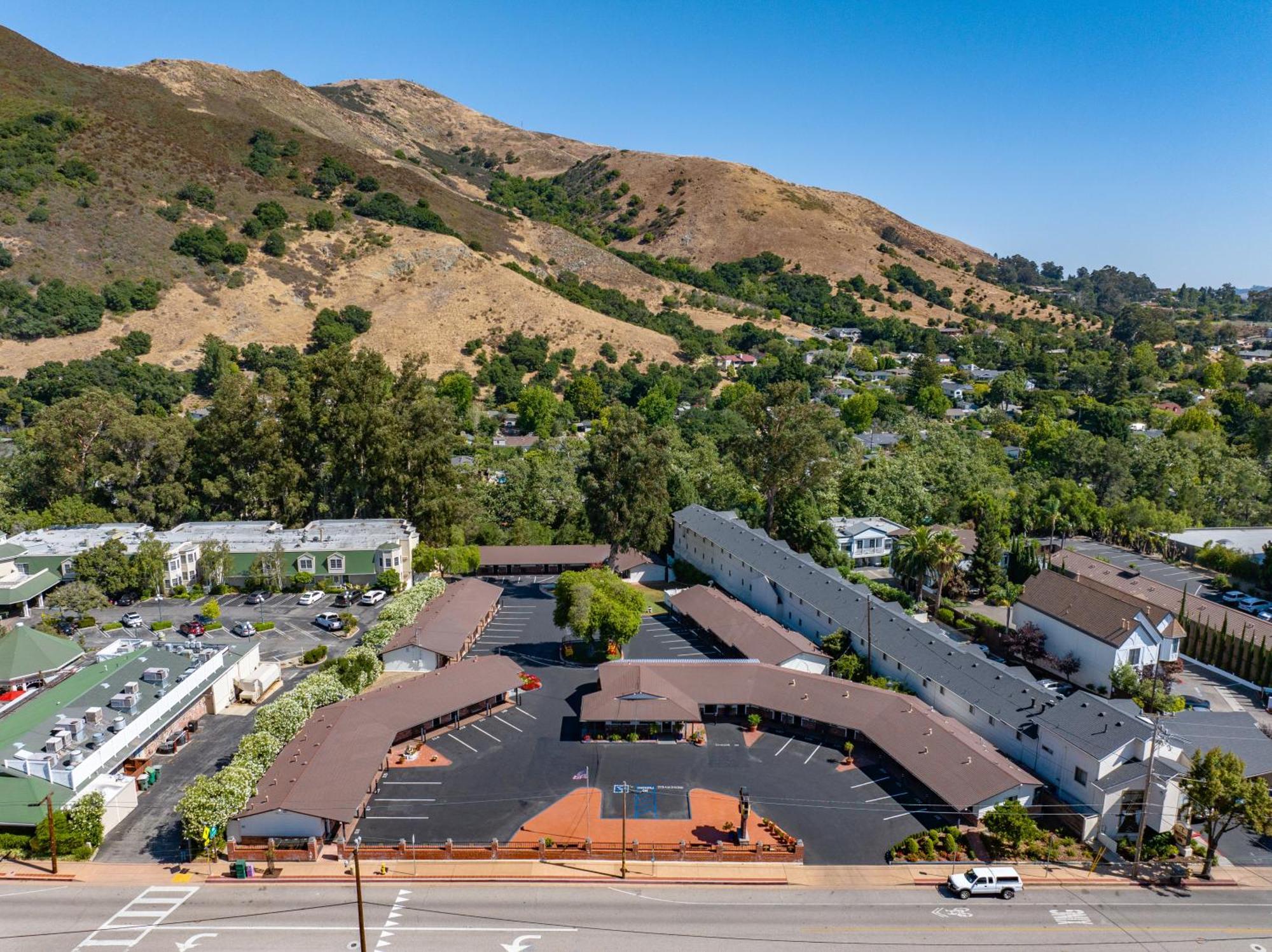 Peach Tree Inn San Luis Obispo Exterior photo